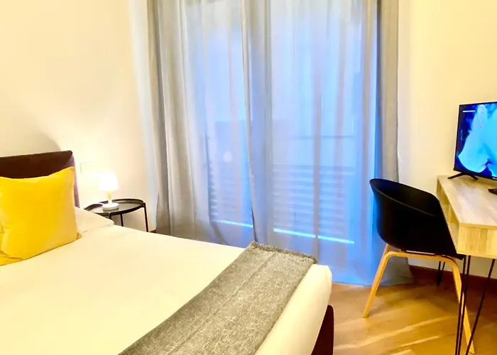Palazzina B - Smart Πανσιόν 3*
