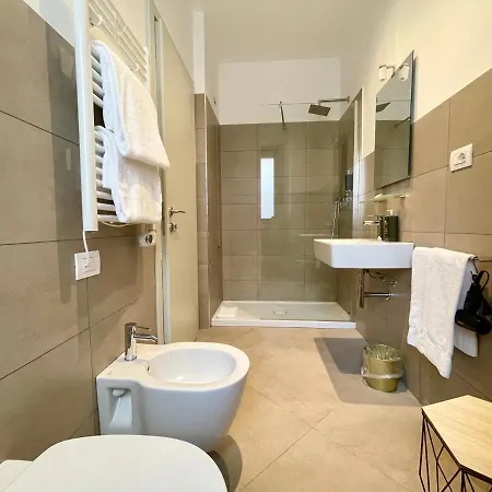Palazzina B - Smart Vendégház Genova
